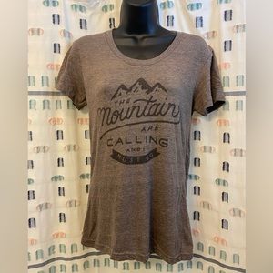 Mountains Are Calling Brown T-shirt